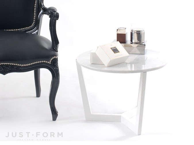 Столик Moma Side Table фабрика Boca Do Lobo фотография № 1