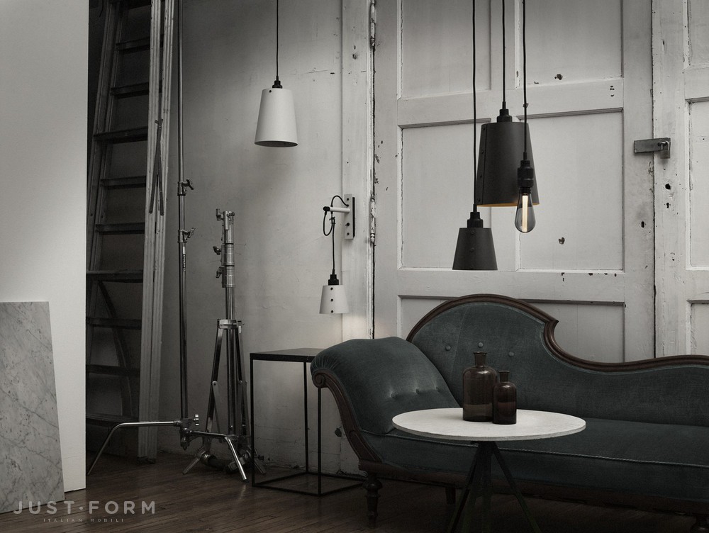 Бра Hooked Wall / Large / Graphite / Brass фабрика Buster + Punch фотография № 5