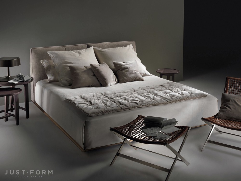 Кровать Grandemare фабрика Flexform фотография № 1
