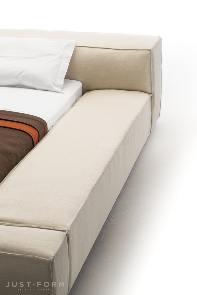 Кровать Extrasoft фабрика Living Divani фотография № 3