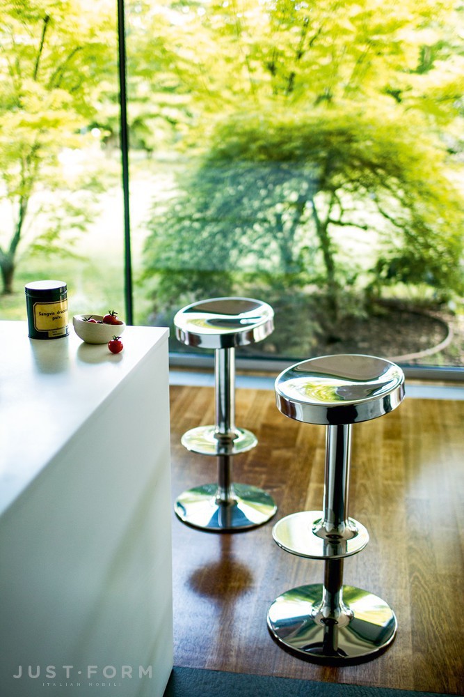 Табуретка S.S.S.S.Sweet Stainless Steel Stool фабрика Magis фотография № 4