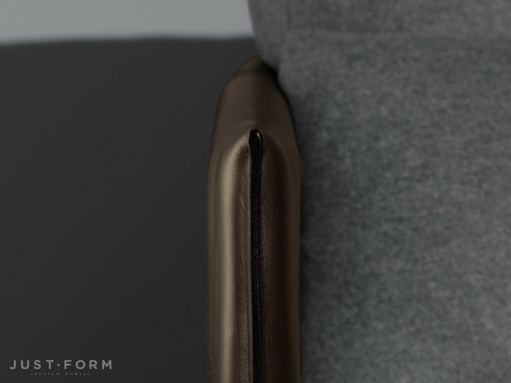 Кресло Luggage Armchair фабрика Minotti фотография № 5