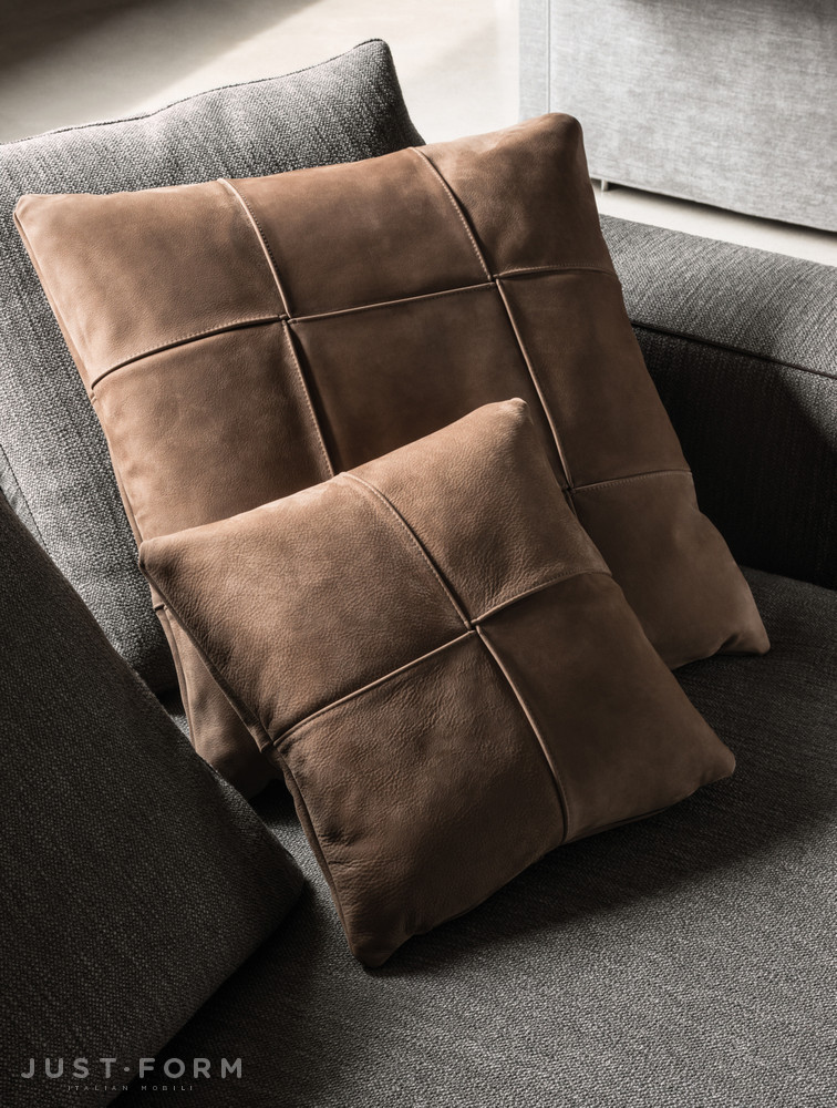 Диванная подушка Cushion Cross фабрика Minotti фотография № 3
