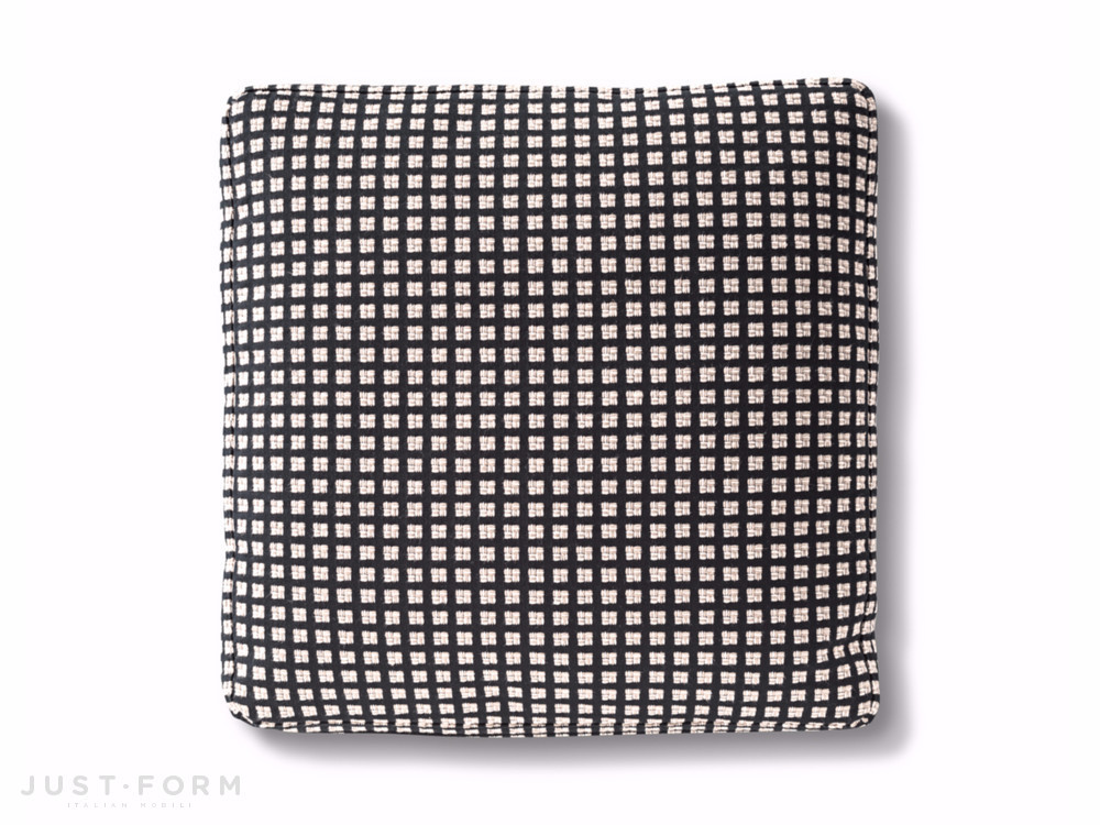 Диванная подушка Cushion Milano фабрика Minotti фотография № 1
