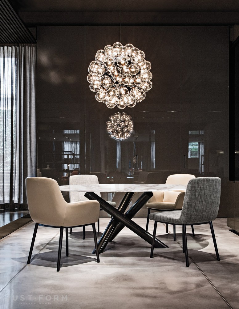 Стол Van Dyck фабрика Minotti фотография № 6