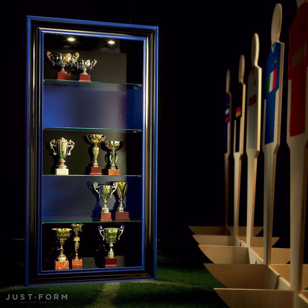 Витрина Trophy фабрика Modenese Gastone фотография № 2