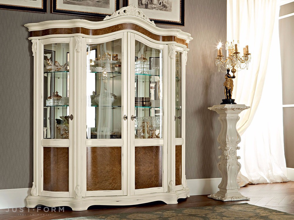 Витрина 13114 фабрика Modenese Gastone фотография № 1