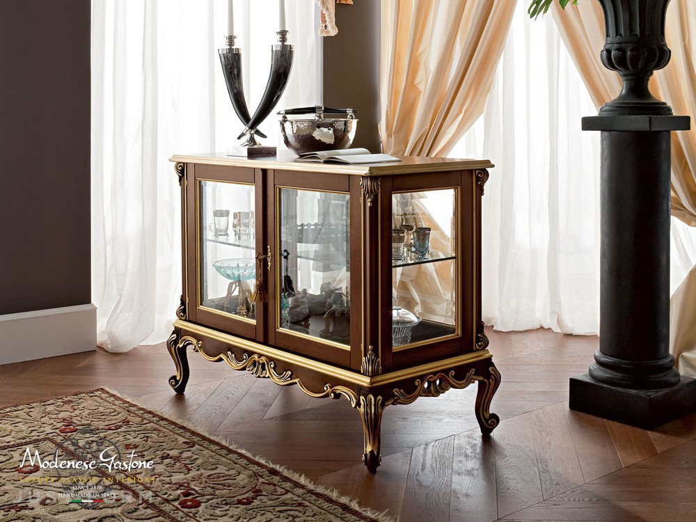 Витрина 12128 фабрика Modenese Gastone фотография № 1