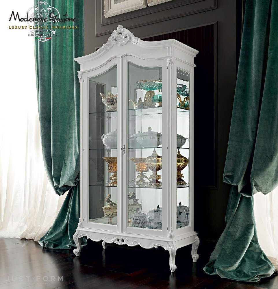 Витрина 12122 фабрика Modenese Gastone фотография № 1