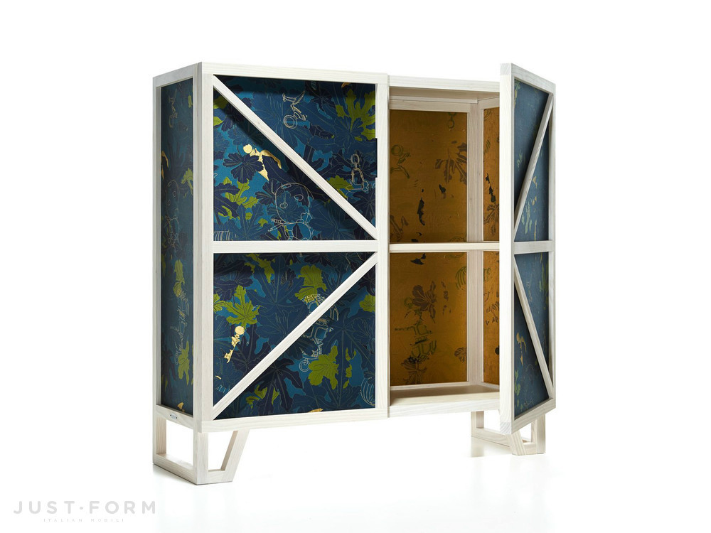 Сервант Tudor Low Cupboard фабрика Moooi фотография № 1