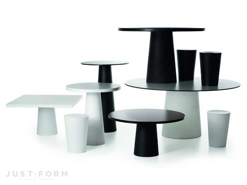 Столик Container Table70x70&Round70 фабрика Moooi фотография № 3