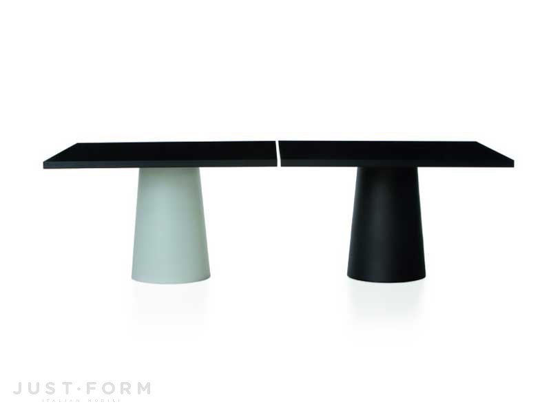 Стол Container Table120x120&120Round фабрика Moooi фотография № 4