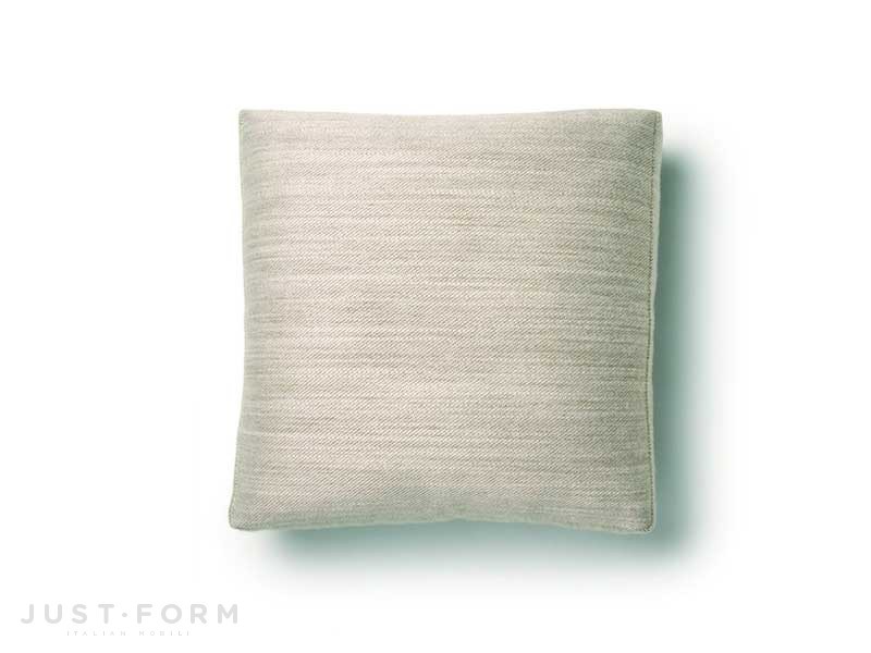 Диванная подушка Boutique Pillow фабрика Moooi фотография № 18