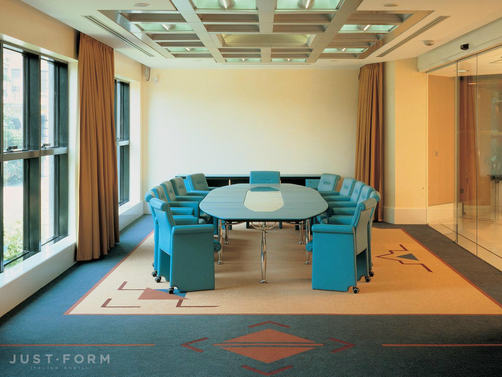 Стол для совещаний Corinthia Meeting фабрика Poltrona Frau фотография № 5
