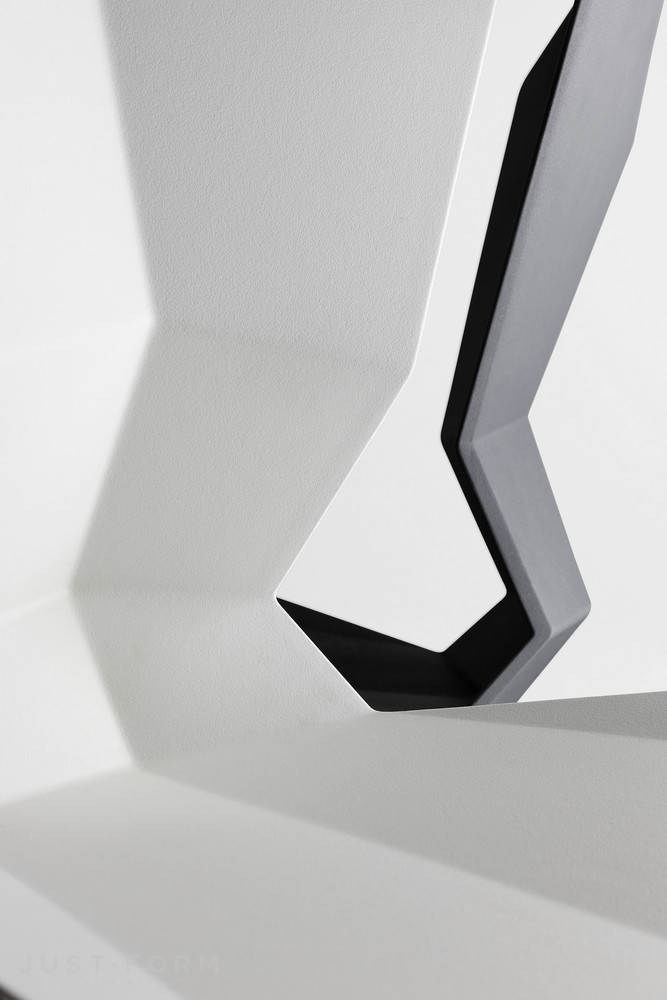 Стул YChair фабрика Tom Dixon фотография № 3