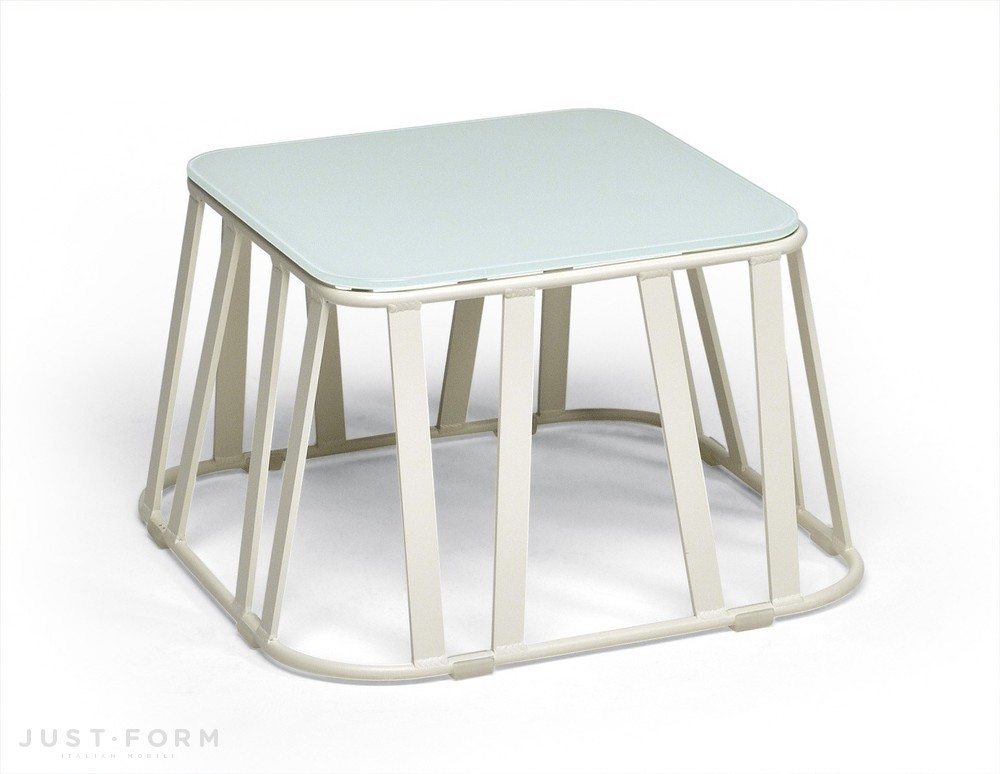 Садовый столик Hamptons Graphics фабрика Roberti Rattan фотография № 2