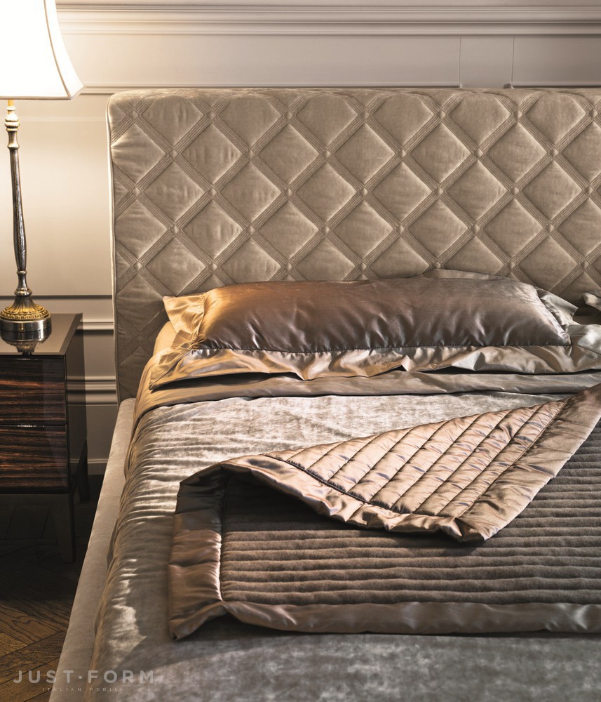 Кровать Helmut Bed фабрика Longhi фотография № 2