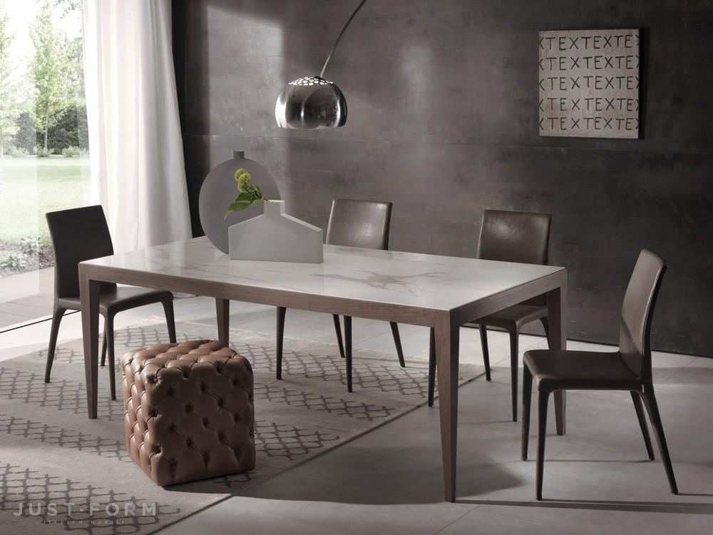 Стол Dominique фабрика Pacini & Cappellini фотография № 1