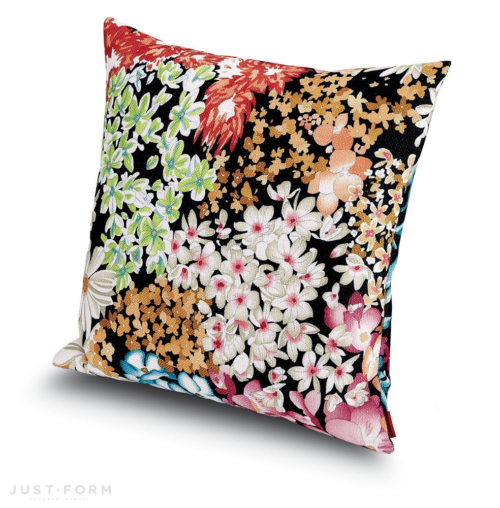 Диванная подушка Suomi фабрика Missoni Home фотография № 2