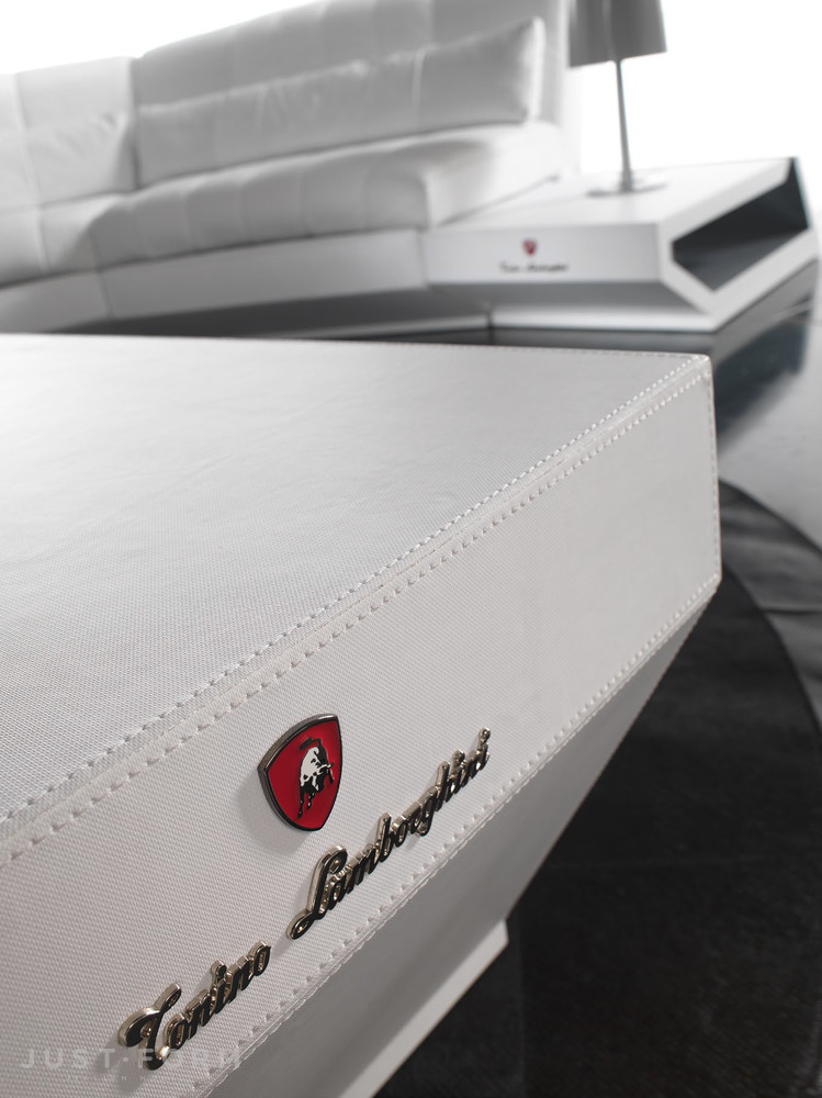 Столик Valencia фабрика Tonino Lamborghini Casa фотография № 3