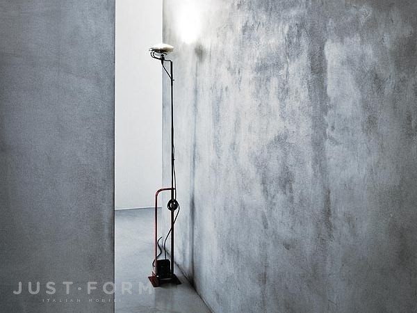 Напольный светильник Toio фабрика Flos фотография № 4