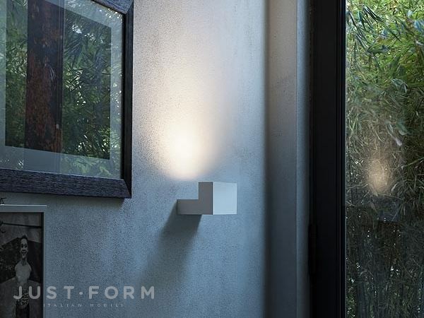 Настенный светильник Long Light фабрика Flos фотография № 2