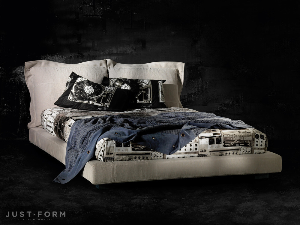 Кровать Nebula Five фабрика Moroso фотография № 3