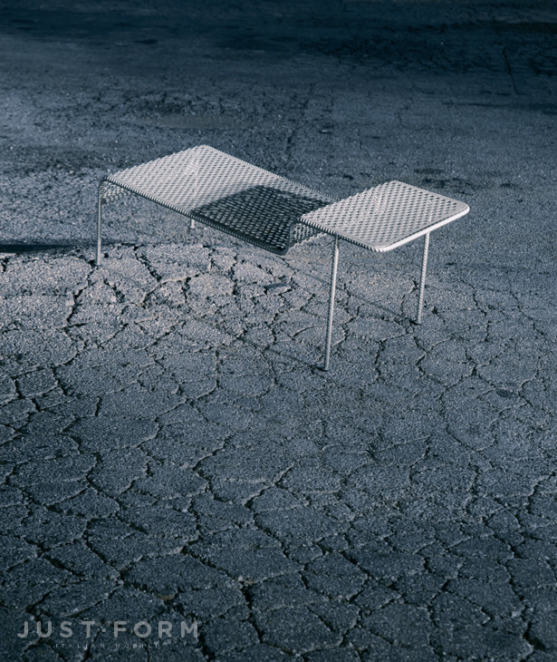 Столик Work is over фабрика Moroso фотография № 5