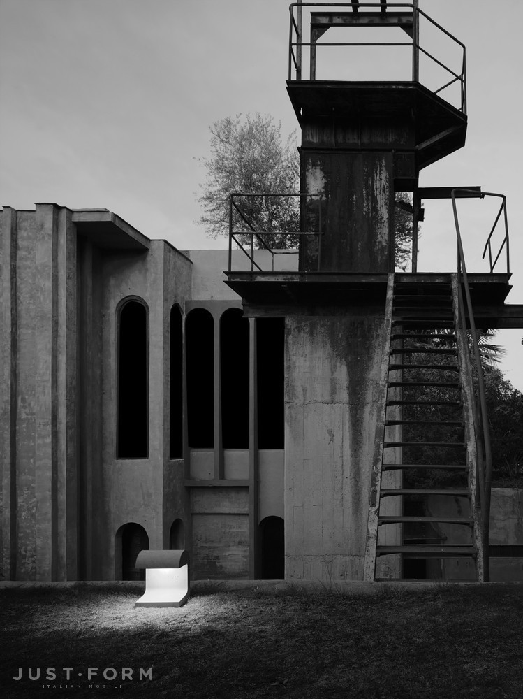 Садовый фонарь Casting Concrete фабрика Flos фотография № 6