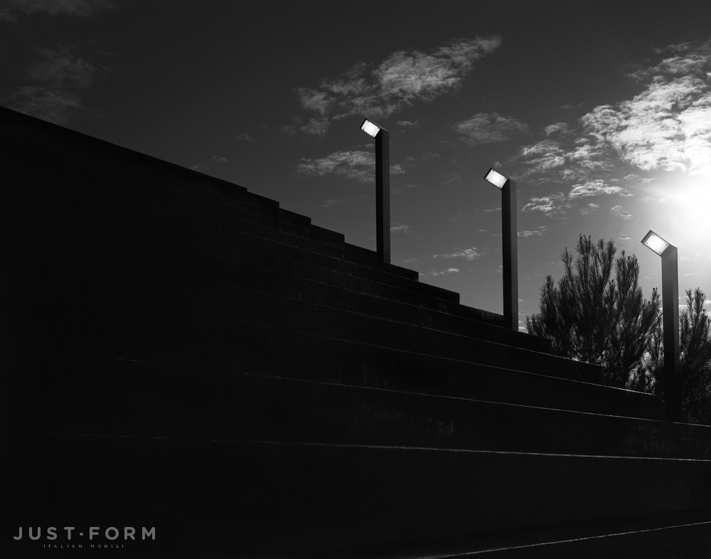 Садовый фонарь 45 фабрика Flos фотография № 6