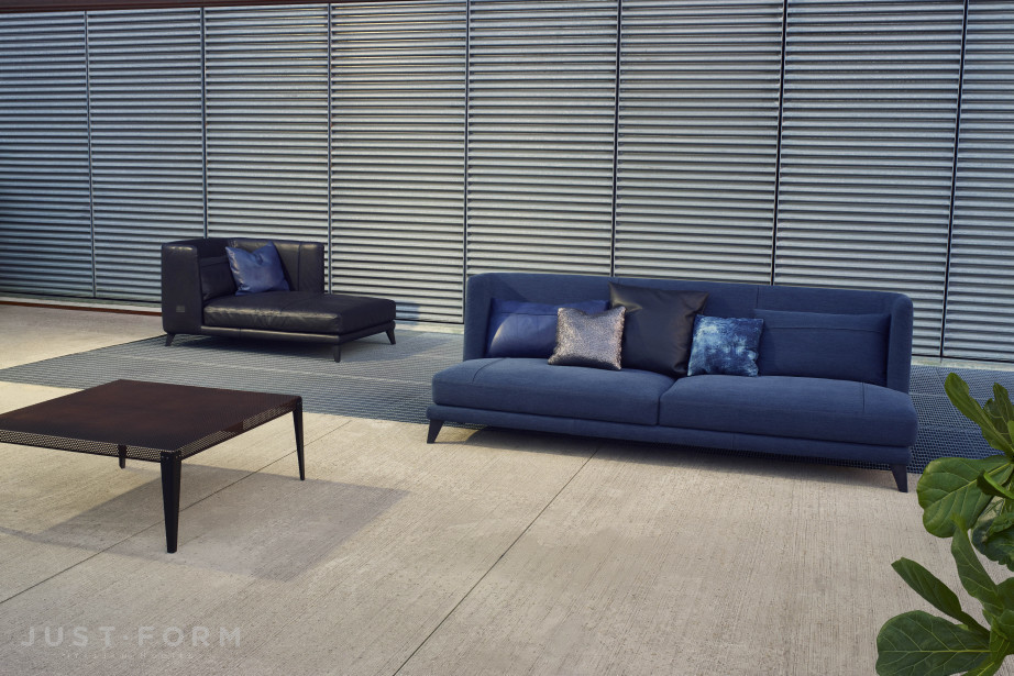 Столик Nizza фабрика Moroso фотография № 1