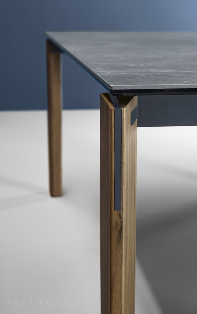 Стол Truly фабрика Bonaldo фотография № 5