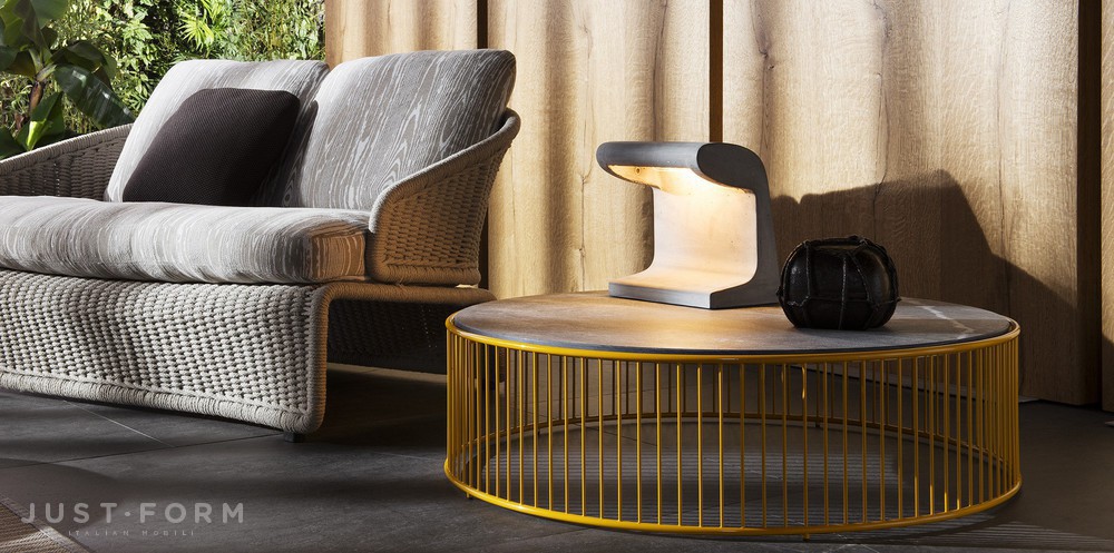 Столик Caulfield Outdoor фабрика Minotti фотография № 7
