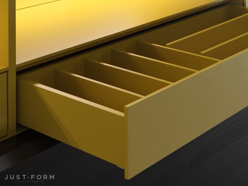 Витрина Gallery Low Cupboard  фабрика Porro фотография № 6
