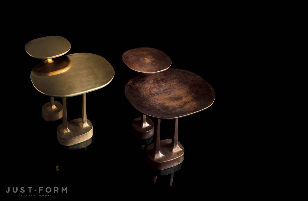 Кофейный столик Mushroom Table фабрика Henge фотография № 1