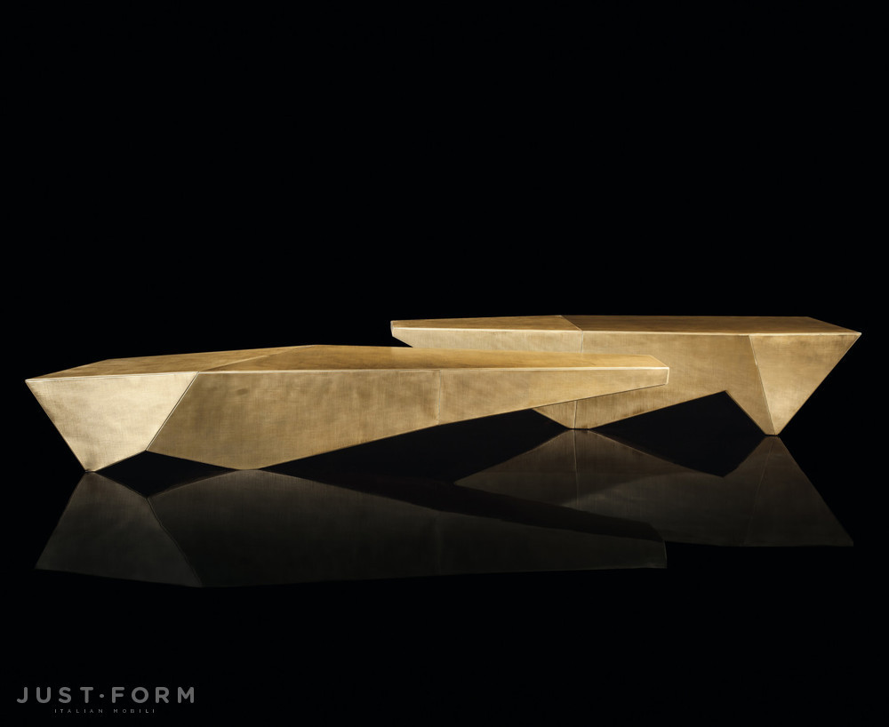 Кофейный столик Monolith Table фабрика Henge фотография № 1