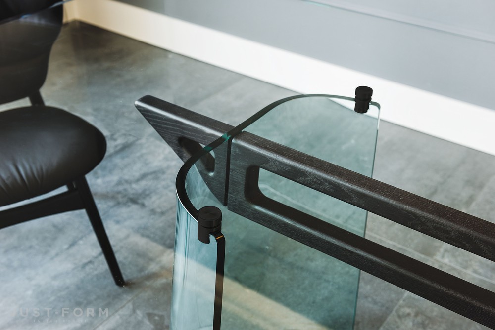 Стеклянный стол Klirr фабрика Cattelan Italia фотография № 6