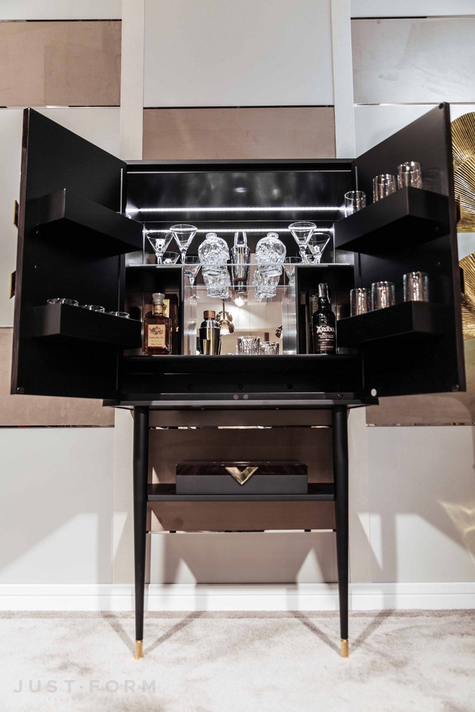 Мебель для домашнего бара Bar Cabinet фабрика Vismara Design фотография № 3
