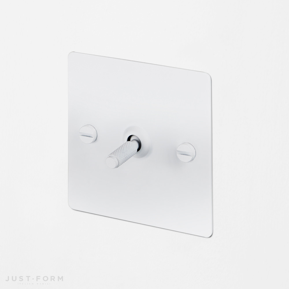 Перекрестный переключатель 1G Intermediate Toggle Switch / White фабрика Buster + Punch фотография № 1