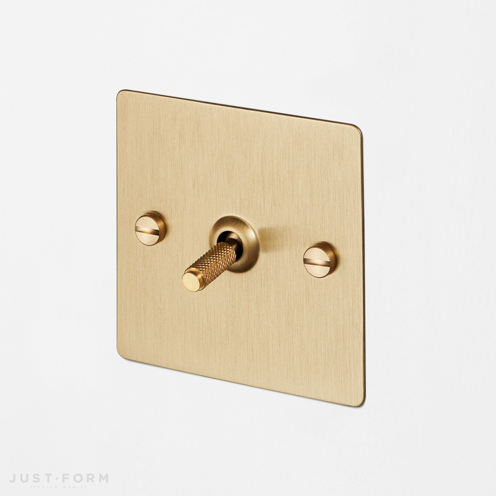 Перекресный переключатель 1G Intermediate Toggle Switch / Brass фабрика Buster + Punch фотография № 1