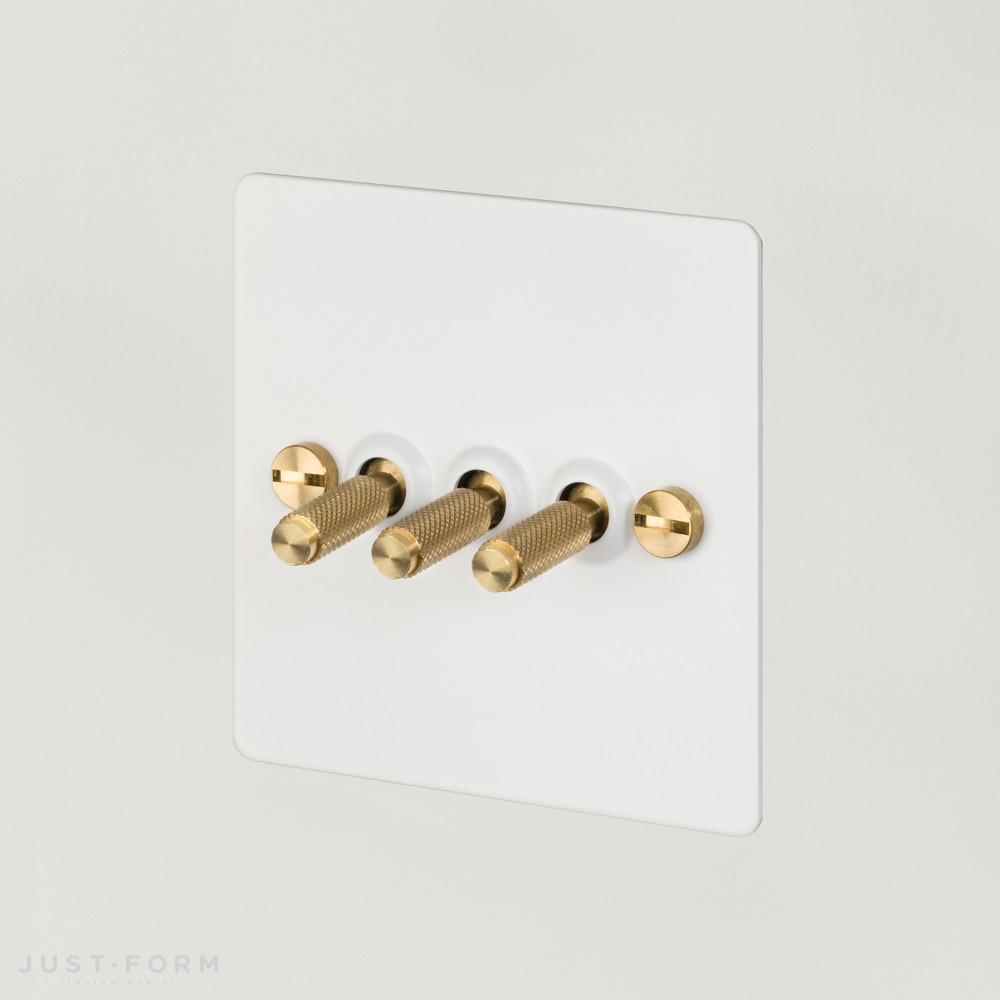 Трехтумблерный переключатель 3G Toggle Switch / White / Brass фабрика Buster + Punch фотография № 1