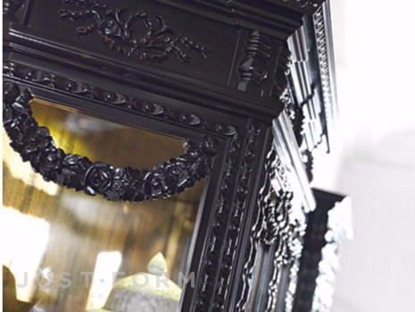 Витрина Gianfranco Ferre Home Luke фабрика Gianfranco Ferré фотография № 2