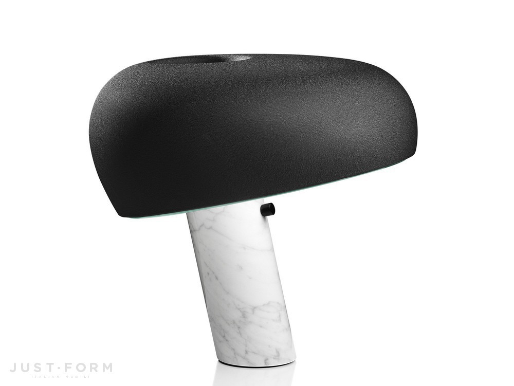 Настольный светильник Snoopy 50th Limited Edition фабрика Flos фотография № 3