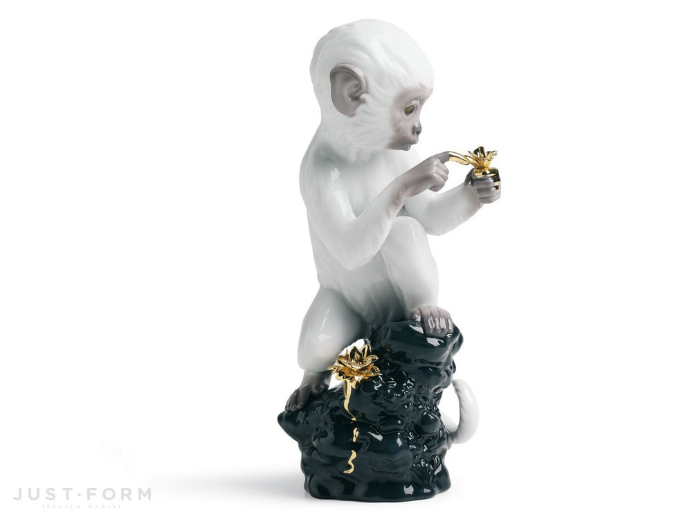 Декоративный предмет Curiosity Monkey On Black Rock фабрика Lladró фотография № 1