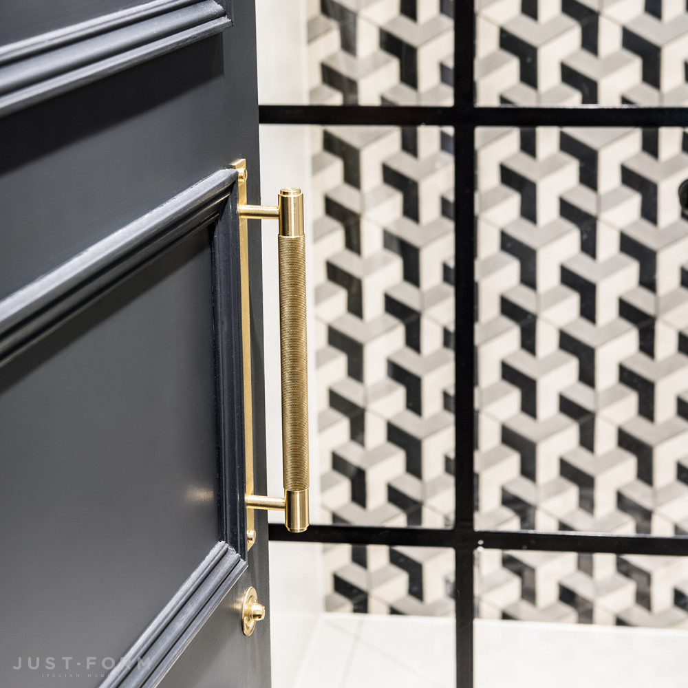 Ручка для мебели Pull Bar / Plate / Cross / Brass фабрика Buster + Punch фотография № 5