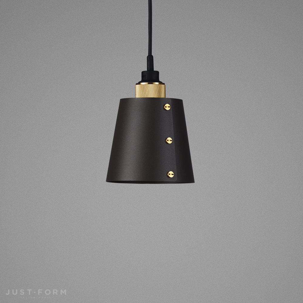 Подвесной светильник Hooked 1.0 Small / Graphite / Brass фабрика Buster + Punch фотография № 1