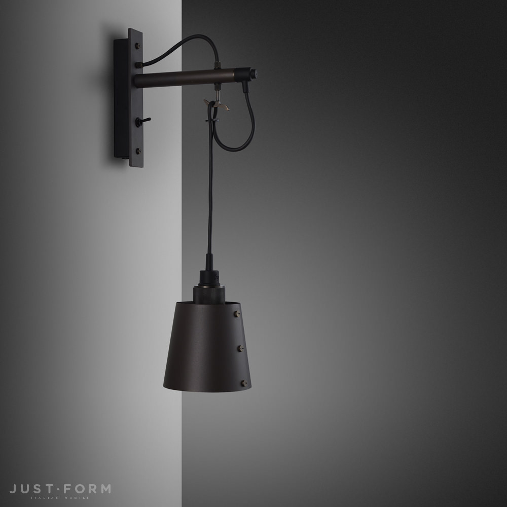 Бра Hooked Wall / Small / Graphite / Smoked Bronze фабрика Buster + Punch фотография № 1