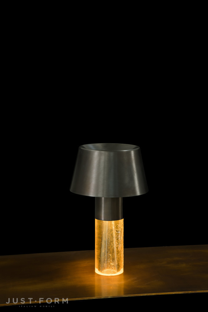 Настольная лампа Ghost Lamp Table фабрика Henge фотография № 5