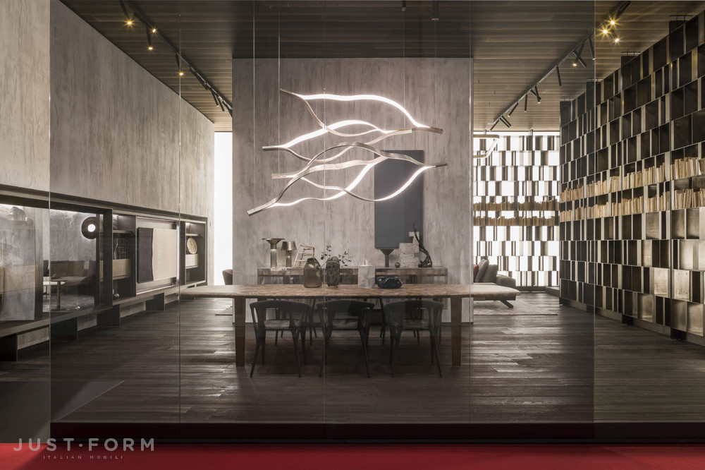 Подвесной и настенный светильник Tape Light фабрика Henge фотография № 2