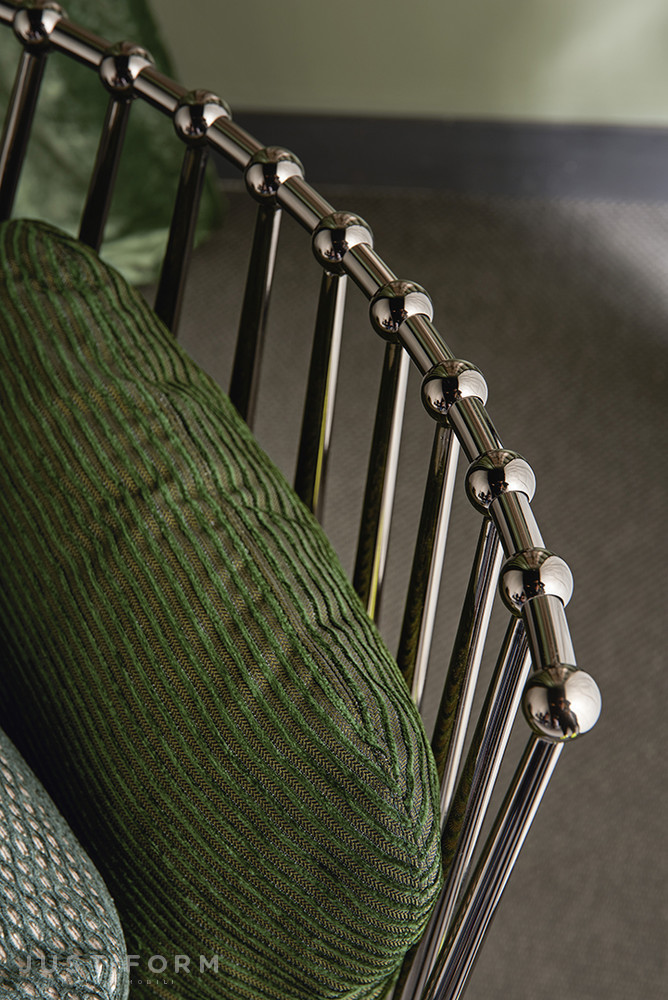Кресло с металлической спинкой Aurora Iron Back Armchair фабрика Cantori фотография № 4
